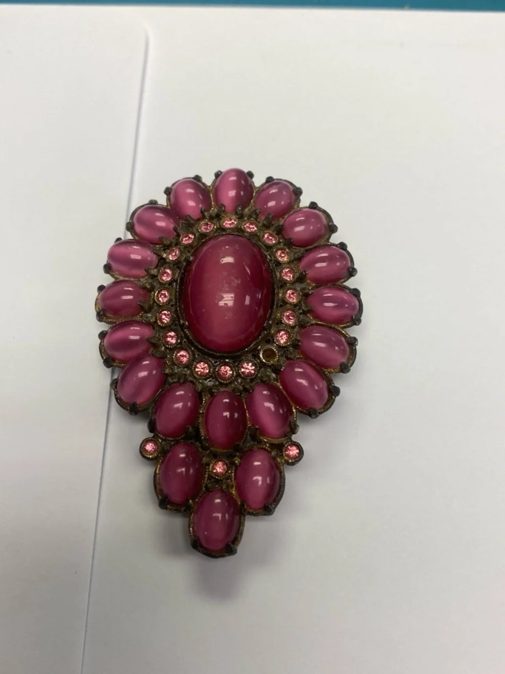Pink Vintage mid century Oval Cabochon/moonstone Statement Brooch